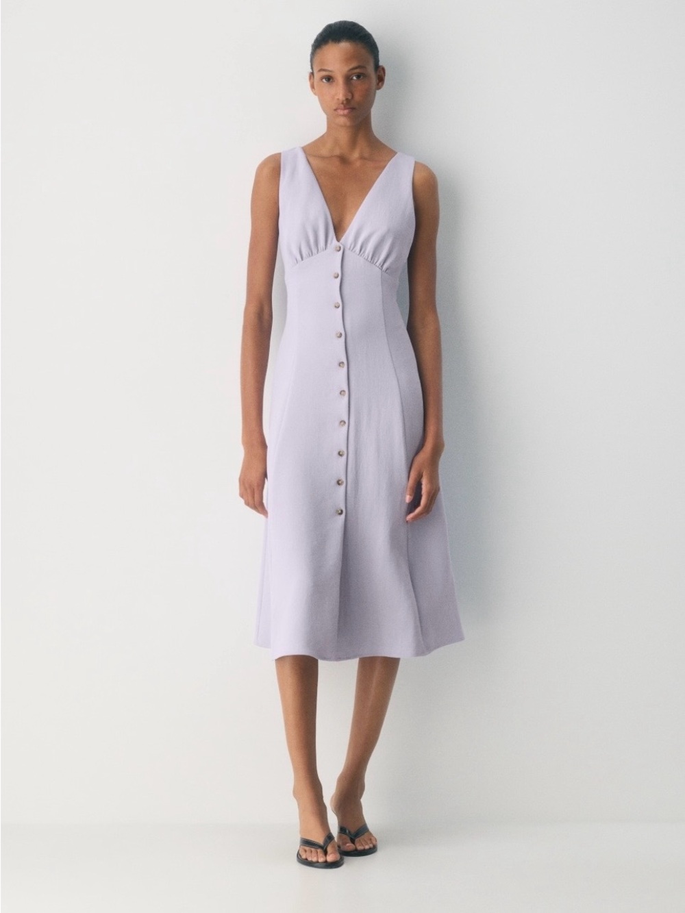 Aritzia Sleeveless V-Neck Midi Dress in Lavender